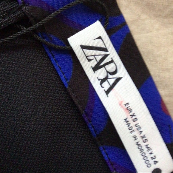 COPY - Zara pencil skirt with slit, new, size XS - Picture 7 of 7